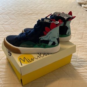Mini Boden stegosaurus shoes